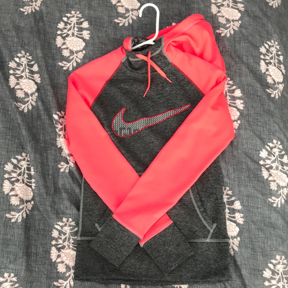 Nike Therma-Fit Sweatshirt